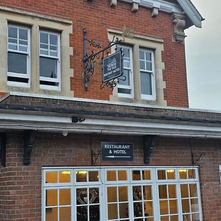 The Old Railway Hotel Porton ภายนอก รูปภาพ